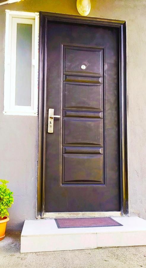 Guesthouse Family Тбилиси Екстериор снимка