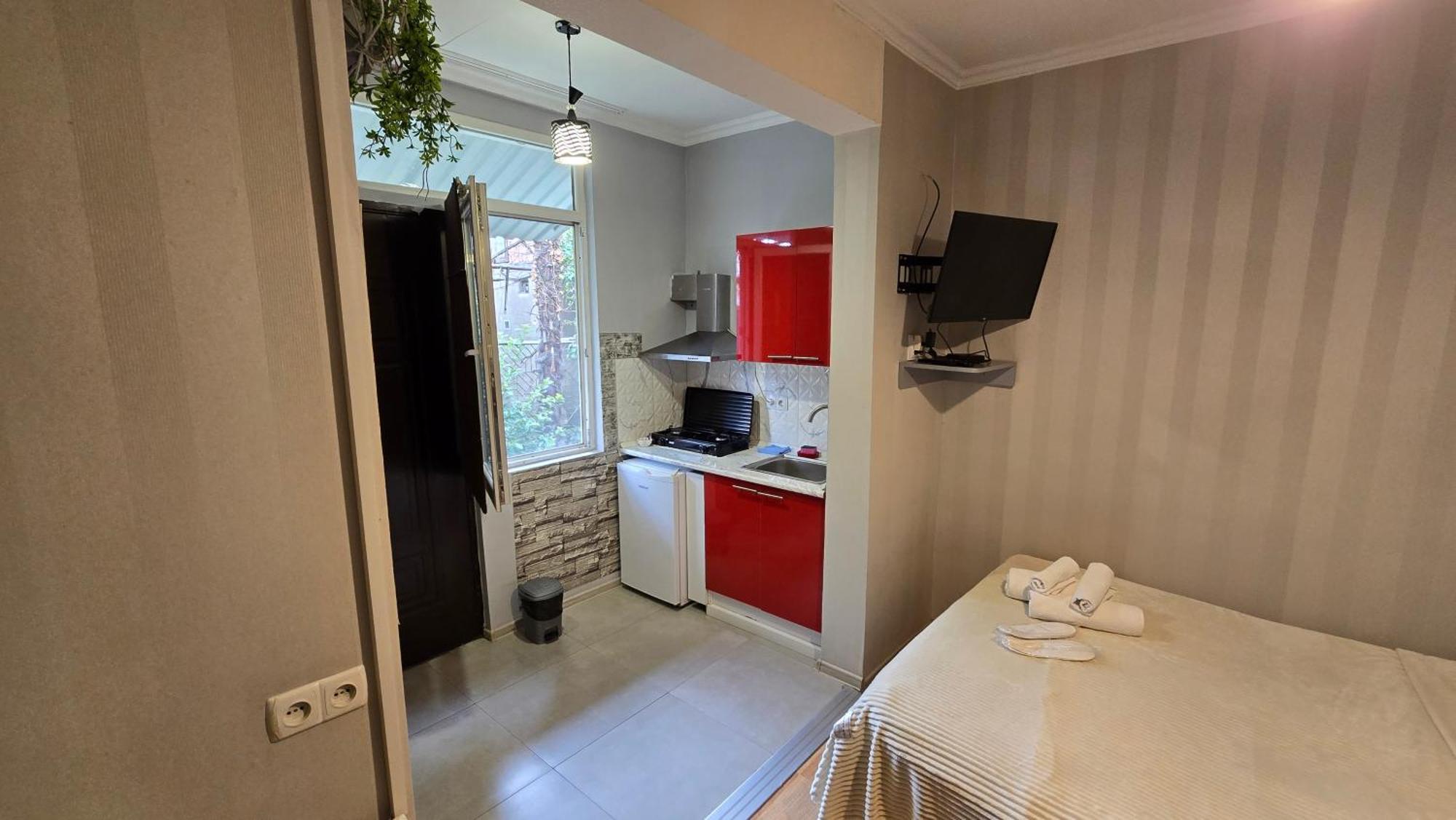 Guesthouse Family Тбилиси Екстериор снимка