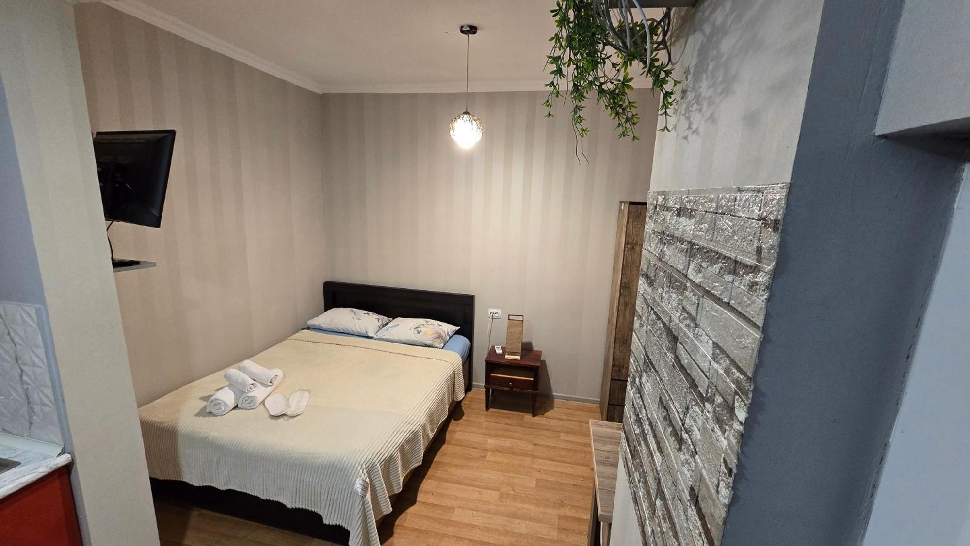 Guesthouse Family Тбилиси Екстериор снимка